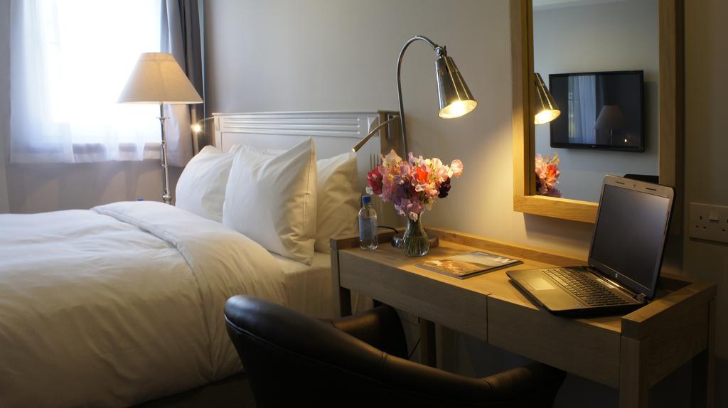 Abergavenny Hotel Екстер'єр фото