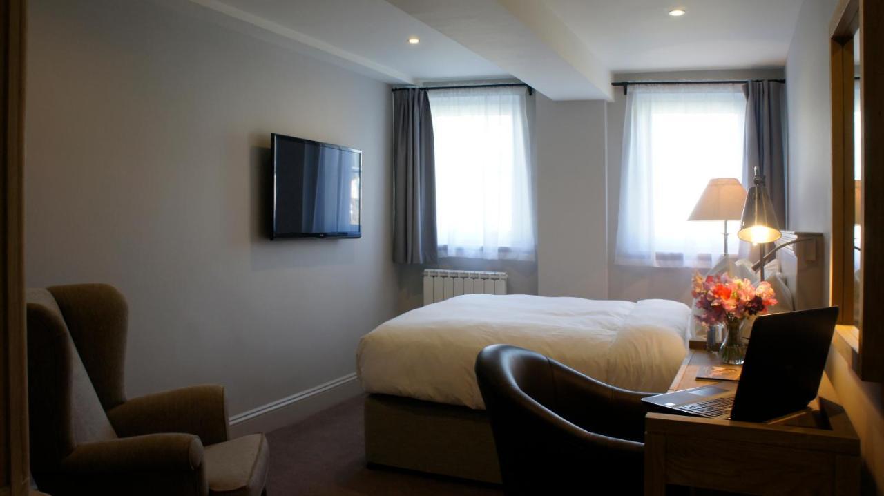 Abergavenny Hotel Екстер'єр фото
